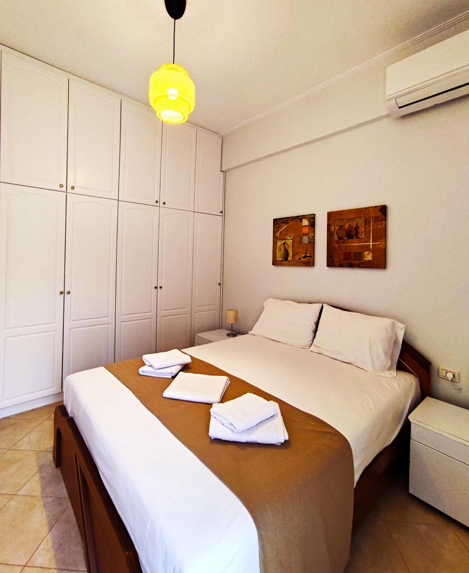 Comfy Hill Apartments Sarandë Eksteriør billede